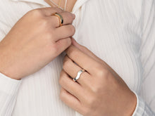 Load image into Gallery viewer, Wave Ring, Gold