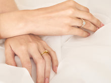 Load image into Gallery viewer, Delicate Diamond Split Ring, Yellow Gold