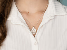 Load image into Gallery viewer, Daisy Pendant
