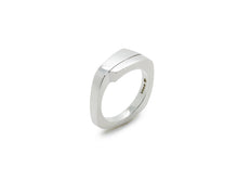 Load image into Gallery viewer, Original Crossover Ring