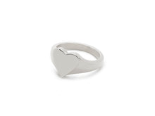 Load image into Gallery viewer, Heart Signet Ring, Large
